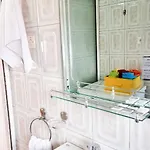 Liora's Place Korce