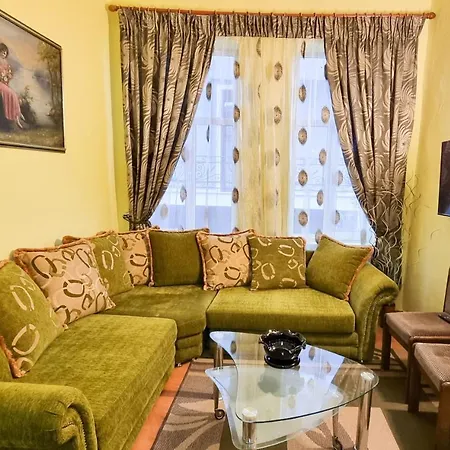 Liora's Place Apartamento Korce