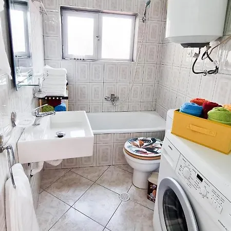 Apartment Liora's Place *