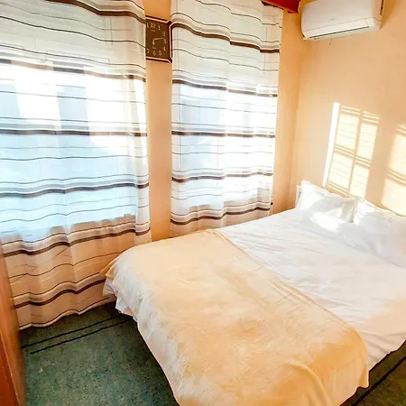 Liora's Place Apartamento