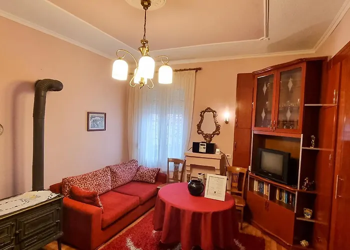 Liora's Place * Korce